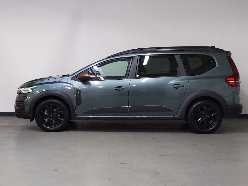Dacia Jogger 1.6 Hev Extreme Green #4