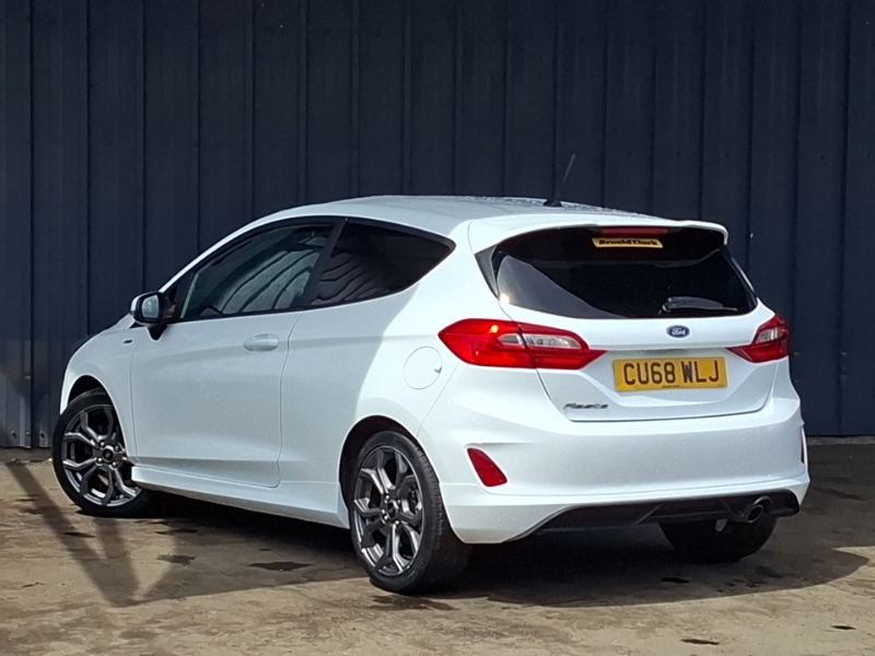 Ford Fiesta 1.0 Ecoboost 125 St-line CU68WLJ White #2