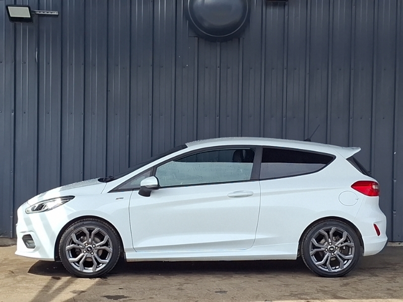 Ford Fiesta 1.0 Ecoboost 125 St-line CU68WLJ White #4