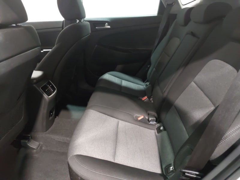 Hyundai Tucson 1.6 Gdi Se Nav 2Wd Silver #6