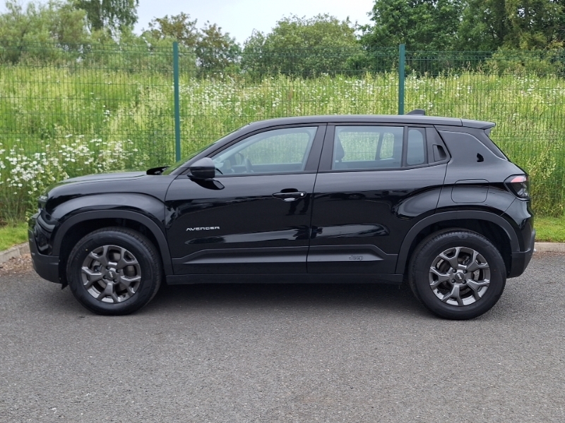 Jeep Avenger 1.2 E-hybrid Longitude Dct Black #4