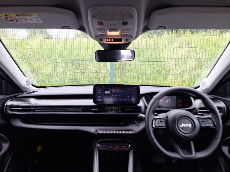 Jeep Avenger 1.2 E-hybrid Longitude Dct Black #3