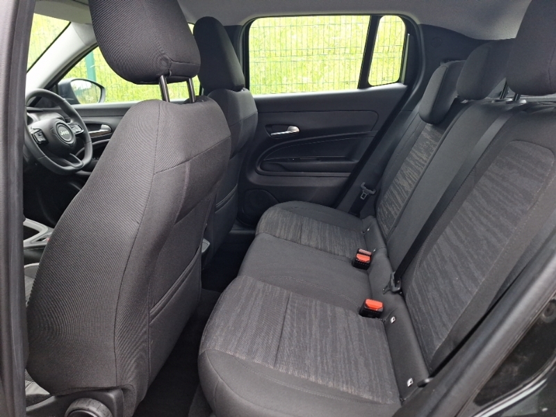 Jeep Avenger 1.2 E-hybrid Longitude Dct Black #6