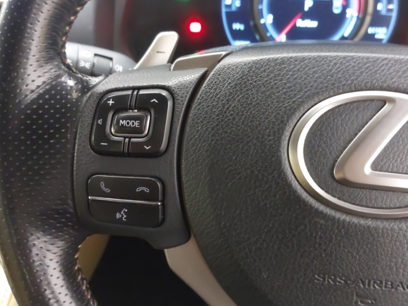 Lexus RC 300H Premier White #12