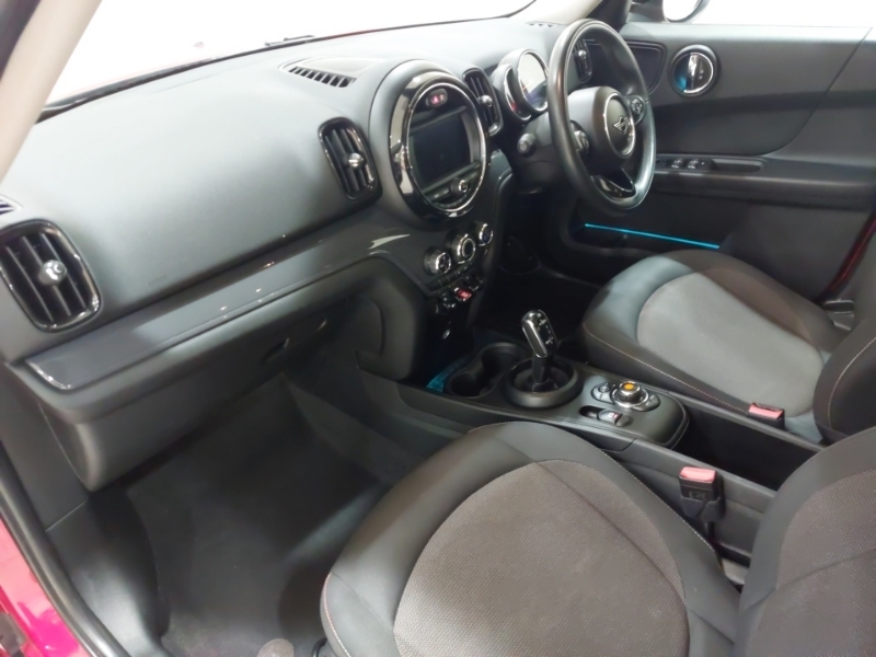 Mini Countryman 1.5 Cooper Classic Red #5