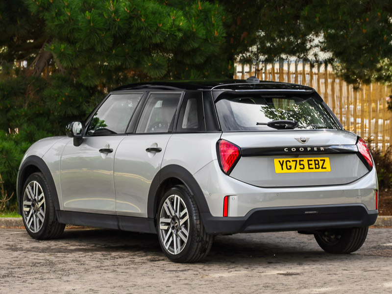 Mini Hatch 1.5 C Classic YG75EBZ Silver