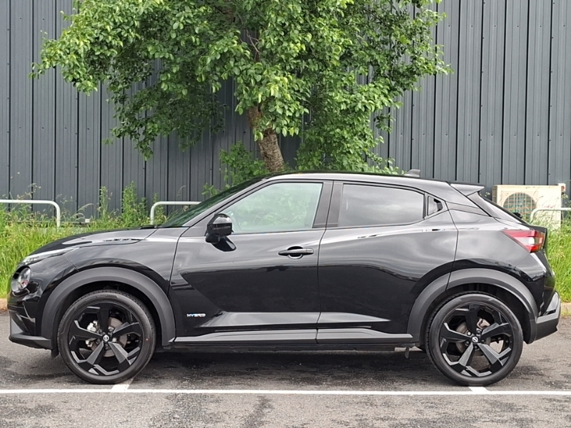Nissan Juke 1.6 Hybrid Tekna Black #4