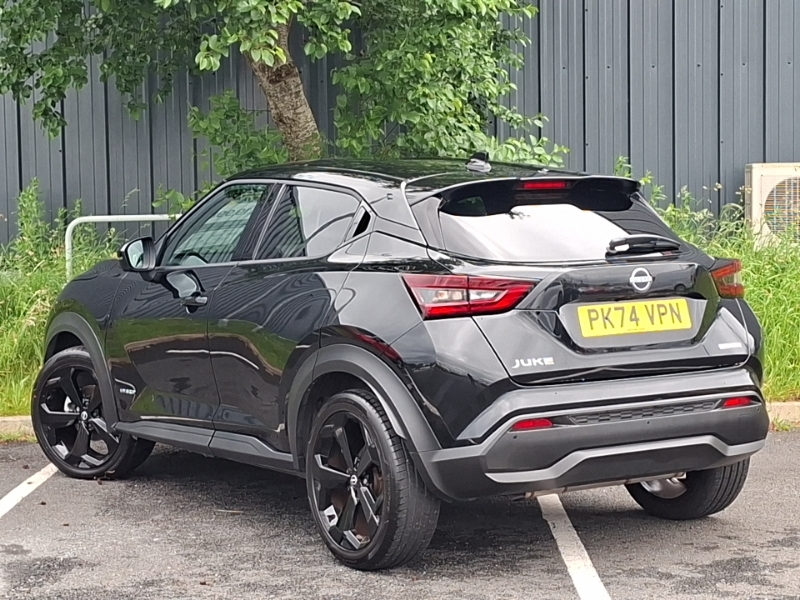 Nissan Juke 1.6 Hybrid Tekna Black #2