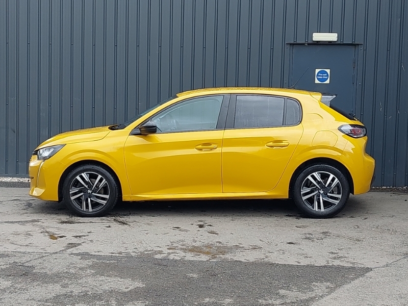 Peugeot 208 1.2 Puretech 100 Active Premium Eat8 Yellow #4