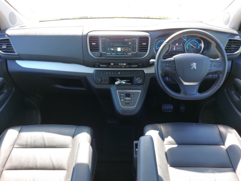 Peugeot e-Traveller 100Kw Business Vip Long 8 Seat 50Kwh Grey #3