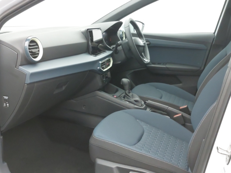 Seat Ibiza 1.0 Tsi 115 Se Technology Dsg White #5