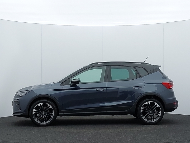 Seat Arona 1.0 Tsi 115 Fr Sport Grey #4