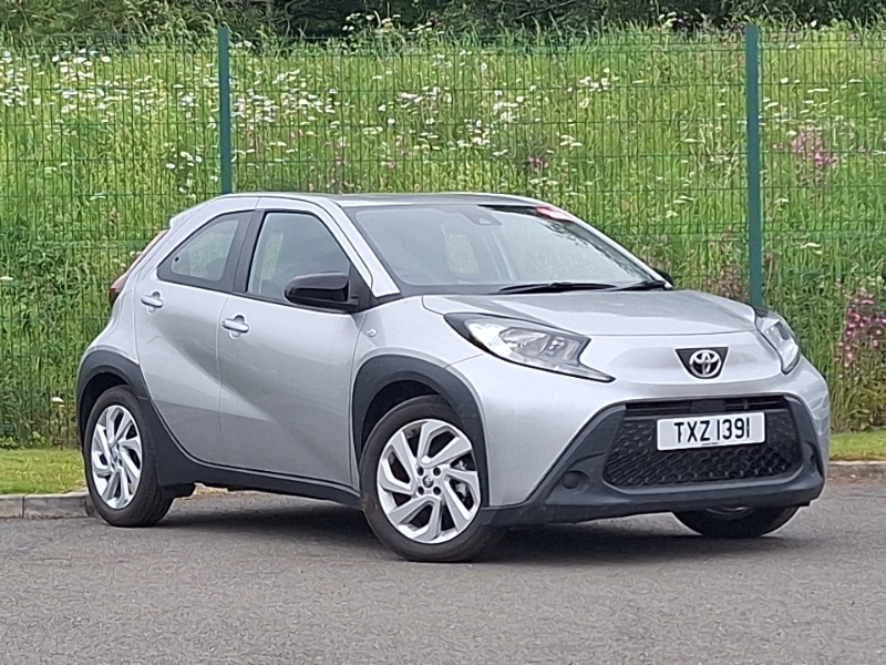 Toyota Aygo X 1.0 Vvt-i Pure Silver