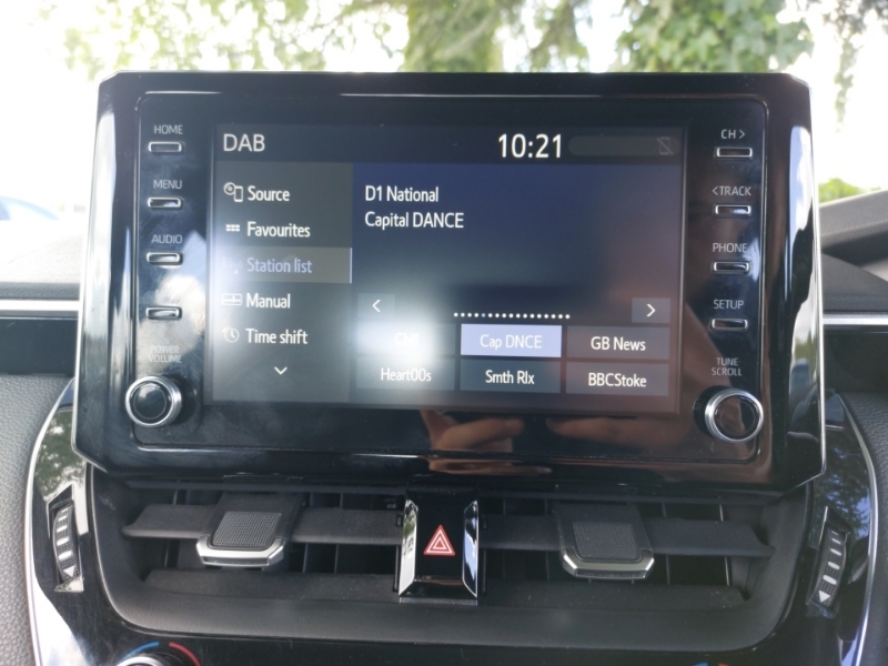 Toyota Corolla 1.8 Vvt-i Hybrid Icon Tech Cvt Black #11