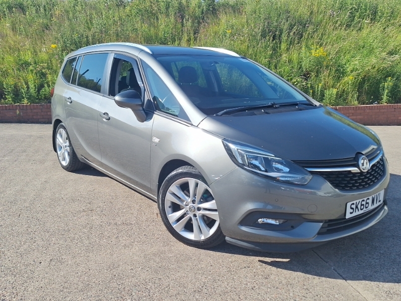Vauxhall Zafira White #7