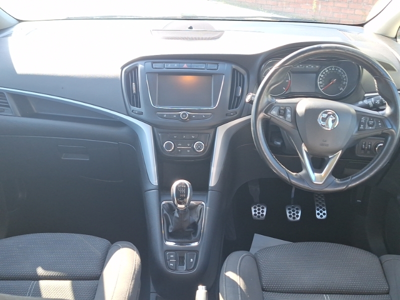 Vauxhall Zafira White #3