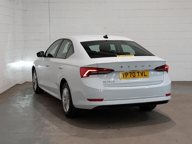 Skoda Octavia 1.0 Tsi Se Technology White #2