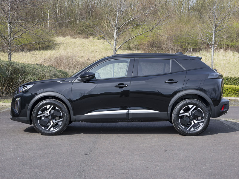 Peugeot e-2008 115Kw Gt 54Kwh Black #4
