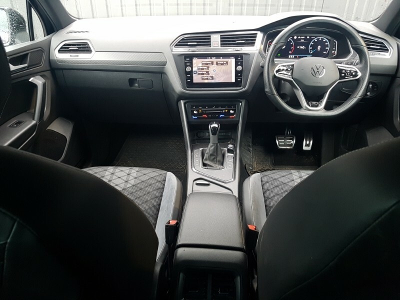 Volkswagen Tiguan 1.5 Tsi 150 R-line Edition Dsg Black #3