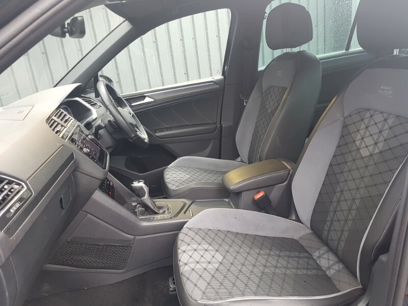 Volkswagen Tiguan 1.5 Tsi 150 R-line Edition Dsg Black #5