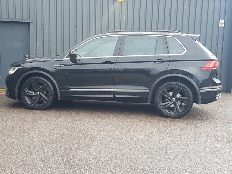 Volkswagen Tiguan 1.5 Tsi 150 R-line Edition Dsg Black #4