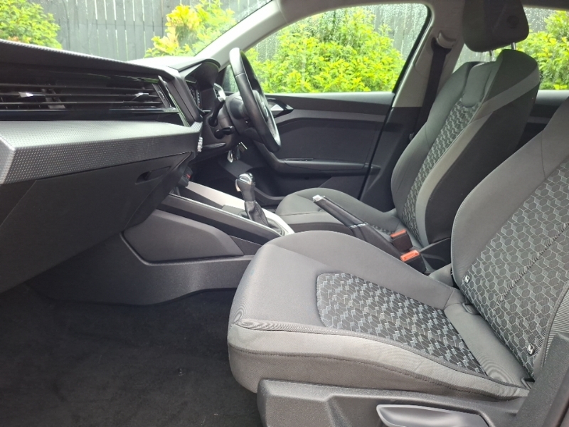 Audi A1 25 Tfsi Sport S Tronic YY70FVN Black #5