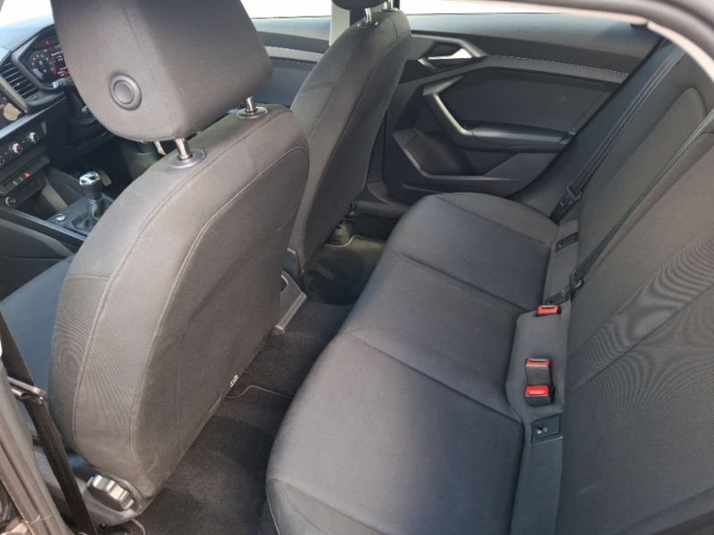 Audi A1 30 Tfsi 110 Technik RE23OPW Black #6