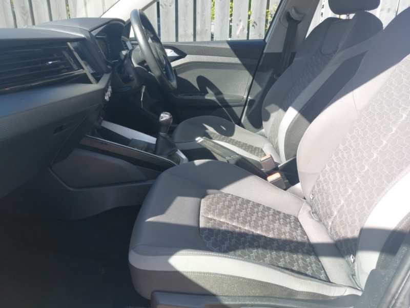 Audi A1 25 Tfsi Sport White #5