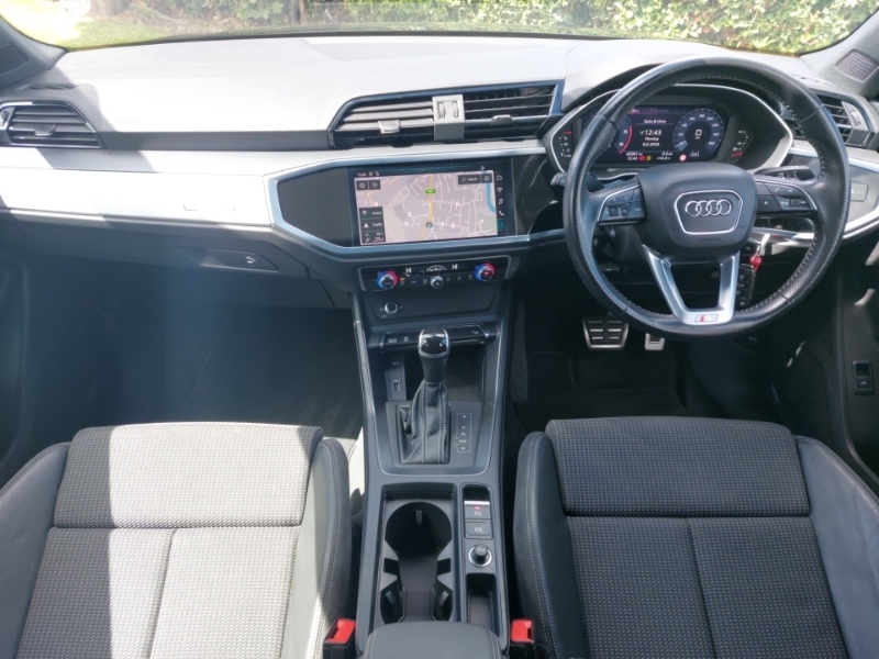 Audi Q3 35 Tdi S Line S Tronic Black #3