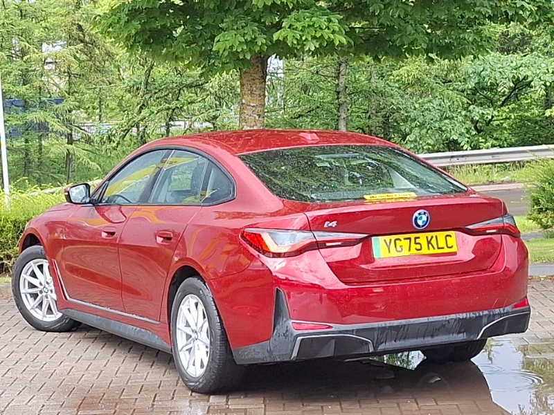 BMW i4 210Kw Edrive35 Sport 70Kwh Red #2