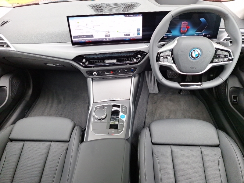 BMW i4 210Kw Edrive35 Sport 70Kwh Red #3