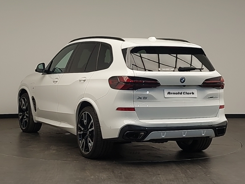 BMW X5 Xdrive50e M Sport Pro Pack White #2