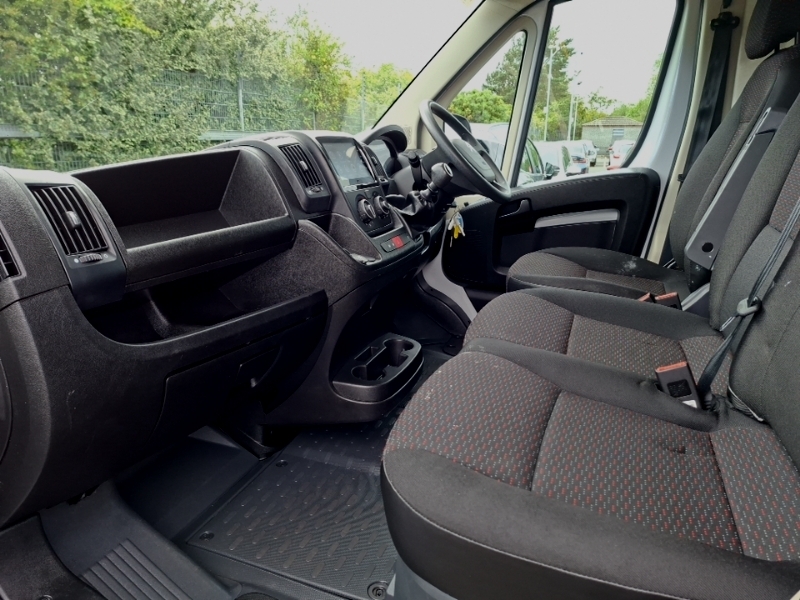 Citroen Relay 2.2 Bluehdi H3 Van 140Ps Enterprise Edition White #6