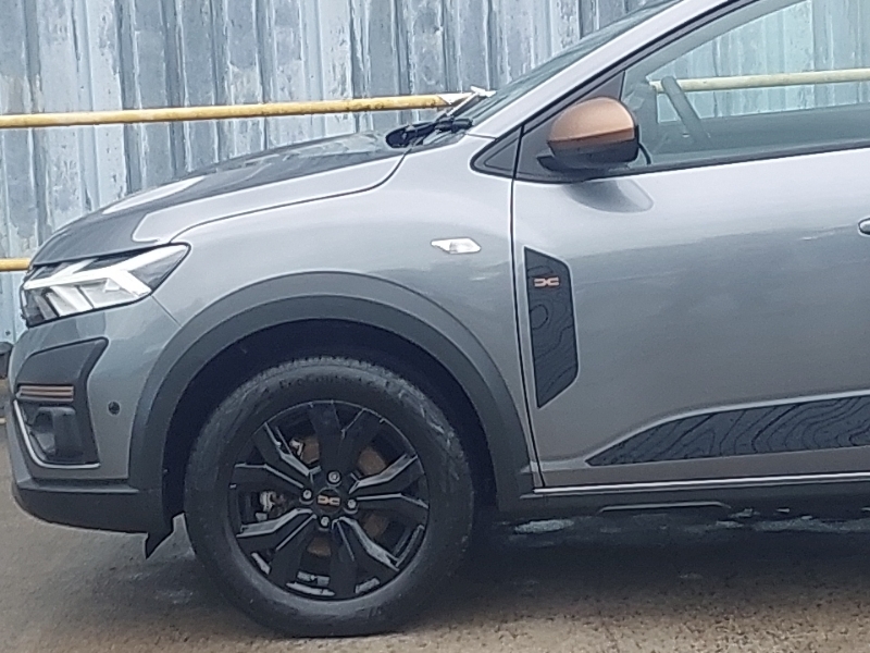 Dacia Jogger 1.6 Hev Extreme Grey #19
