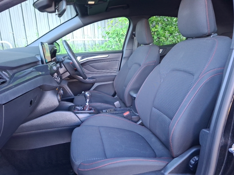 Ford Focus 1.0 Ecoboost 125 St-line Black #5