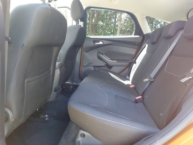 Ford Focus 1.5 Tdci 120 Zetec Edition Orange #6