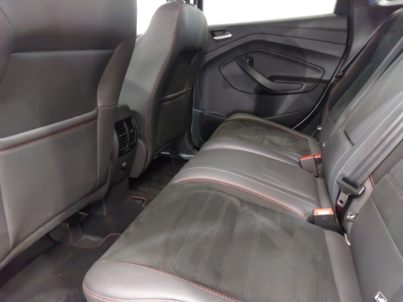 Ford Kuga 1.5 Tdci St-line 2Wd White #6