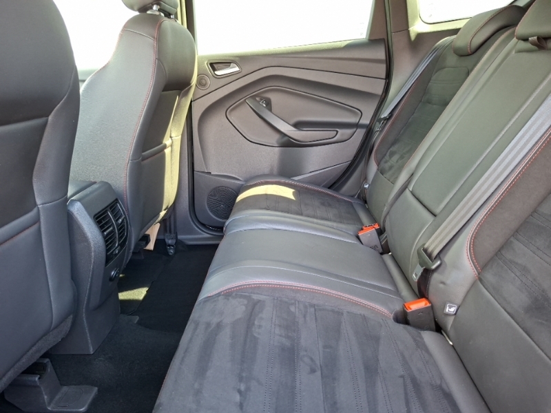 Ford Kuga 1.5 Ecoboost St-line 2Wd Black #6