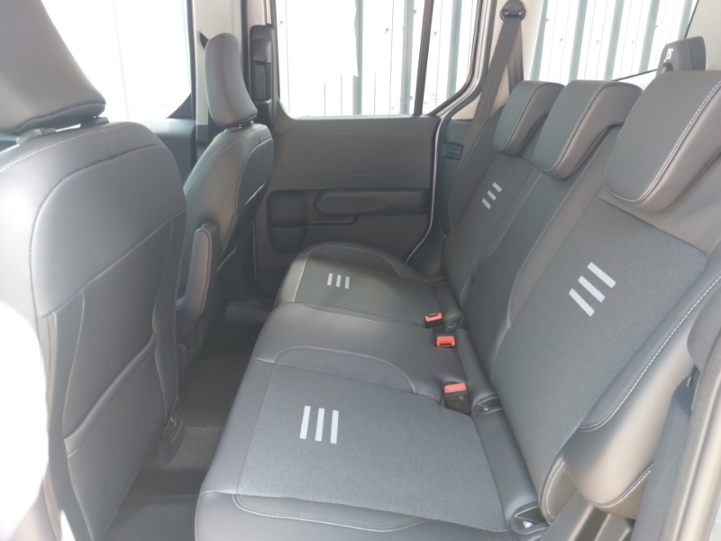Ford Tourneo Courier 1.0 Ecoboost Active Silver #6