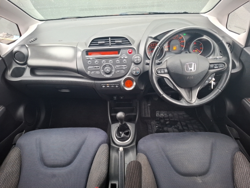 Honda Jazz 1.4 I-vtec Es Plus Red #3