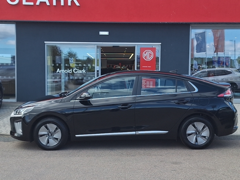 Hyundai Ioniq 1.6 Gdi Hybrid Premium Dct Black #4