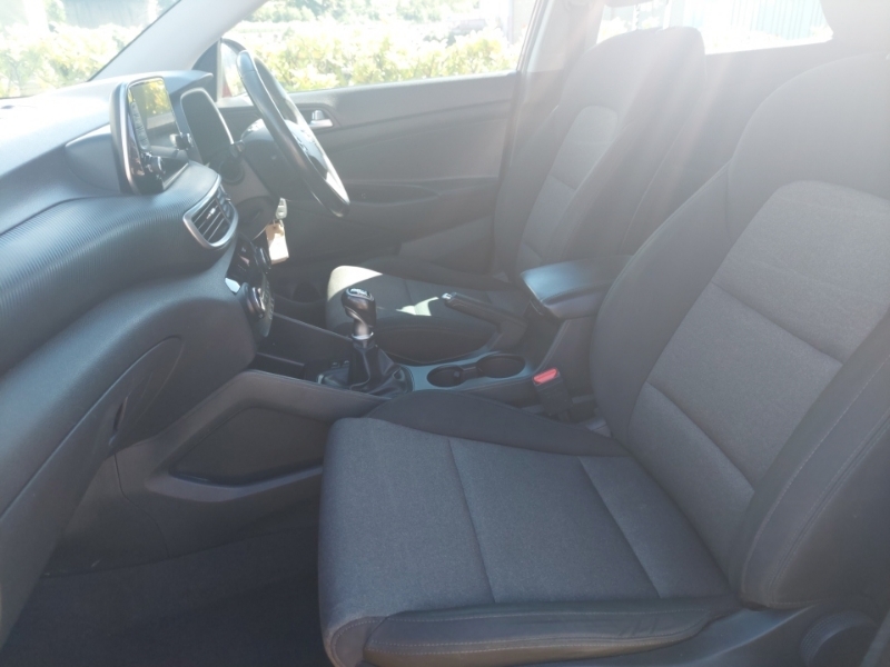 Hyundai Tucson 1.6 Gdi Se Nav 2Wd Red #5