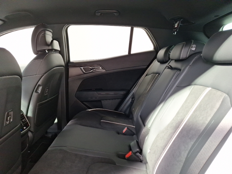 Kia Sportage 1.6T Gdi Hev Gt-line Black #6