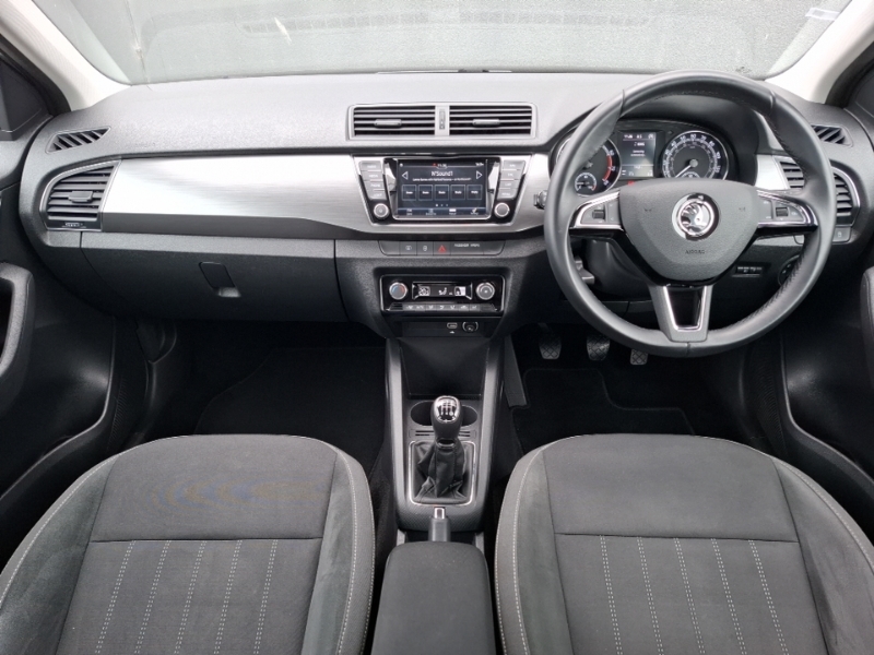 Skoda Fabia 1.0 Mpi 75 Se L SD68WJO White #3