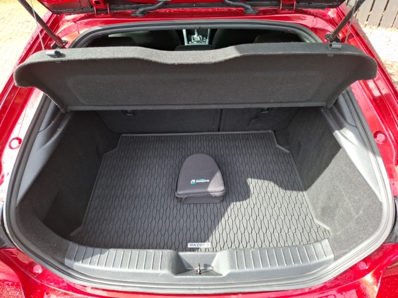 Mazda 3 2.0 E-skyactiv X Mhev 186 Takumi Red #18