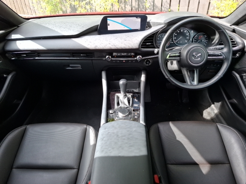 Mazda 3 2.0 E-skyactiv X Mhev 186 Takumi Red #3