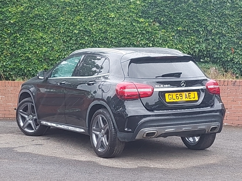 Mercedes-Benz GLA Class Gla 180 Amg Line Edition GL69AEJ Black #2