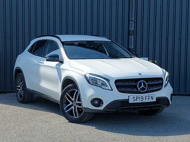 Mercedes-Benz GLA Class Gla 180 Urban Edition White