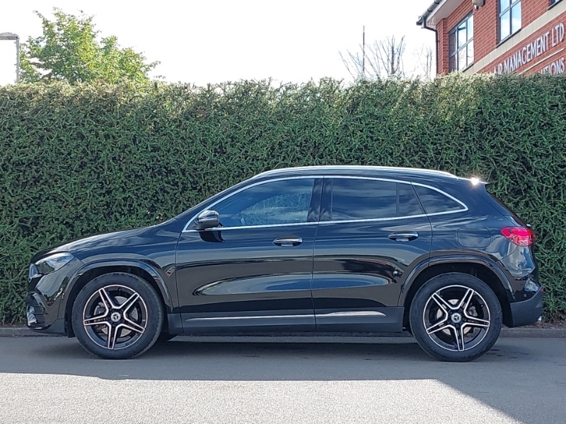 Mercedes-Benz GLA Class Gla 200 Amg Line Executive Black #4