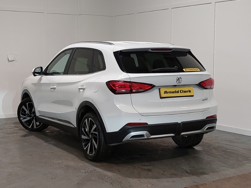 MG ZS 1.5 Hybrid Trophy White #2